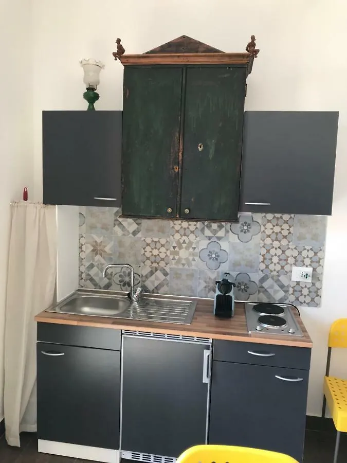 Apartment Casetta Di Lele Palermo Italy